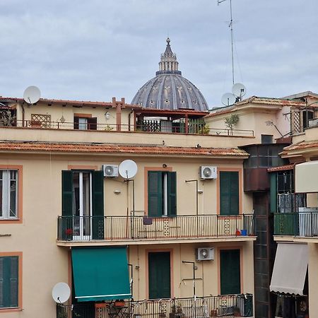 Vatican Bells Рим Экстерьер фото